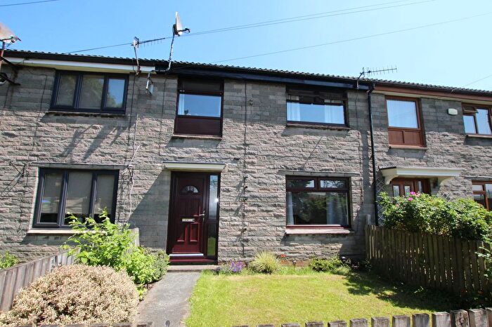 3 Bedroom Property To Rent In Temple Lane, Littleborough, OL15