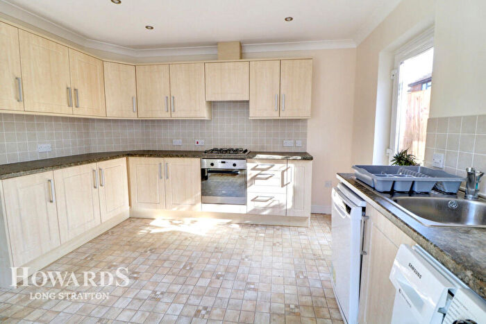 3 Bedroom Semi-Detached House For Sale In The Old Coaching Place, Diss, IP22