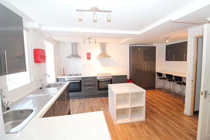 6 Bedroom Property To Rent In Llantrisant Street, Cathays, Cardiff, CF24