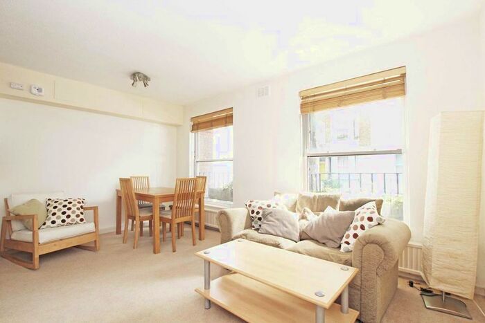 1 Bedroom Flat To Rent In Camborne Mews, London, W11
