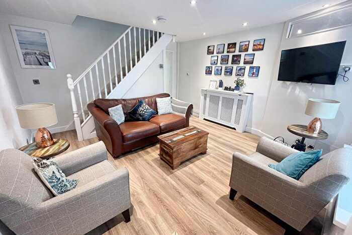 2 Bedroom Terraced House For Sale In Bere Regis, BH20