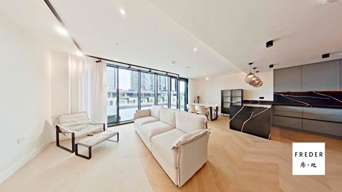 3 Bedroom Apartment To Rent In Vermont House, Old Street, EC1V