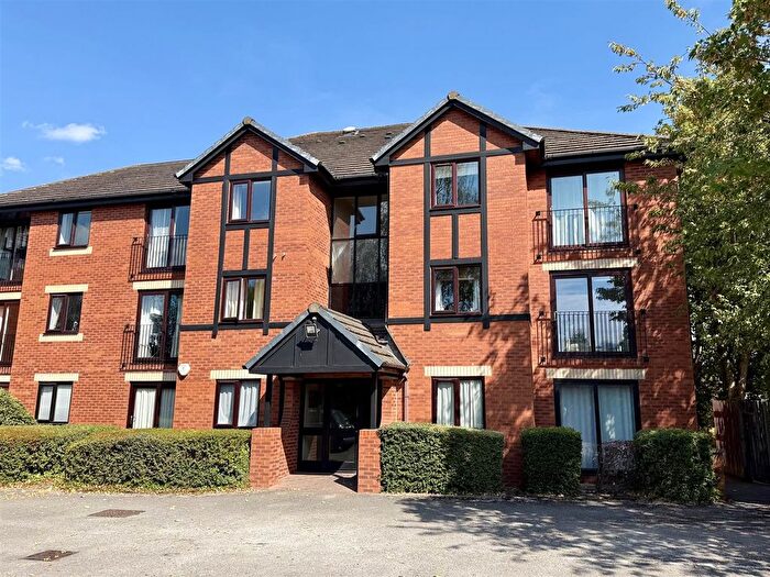 1 Bedroom Flat To Rent In Forest Drive, Harborne, Birmingham, B17