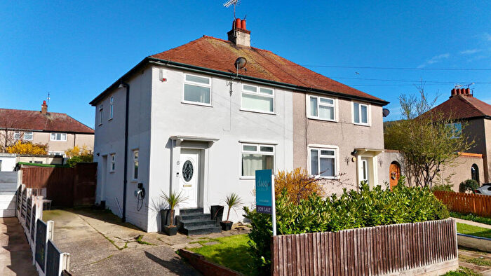 3 Bedroom Semi-Detached House For Sale In Central Avenue, Prestatyn, LL19