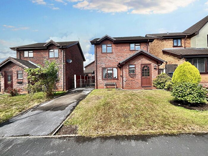 3 Bedroom Detached House For Sale In Hardy Close, Cheadle, ST10
