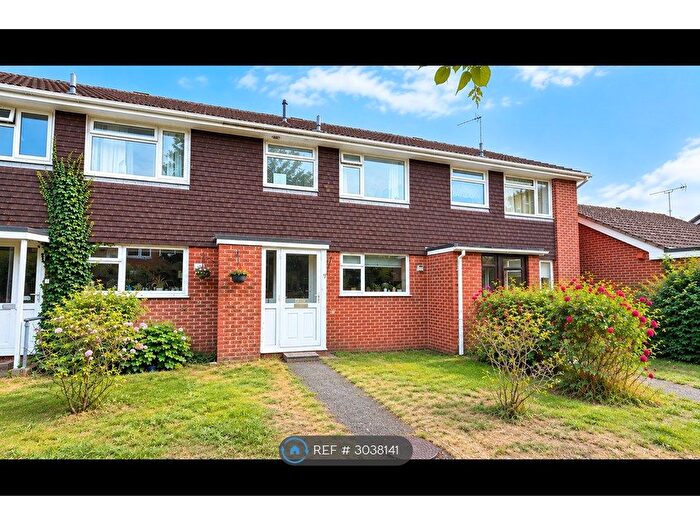 3 Bedroom Terraced House To Rent In Kingsfield, Ringwood, BH24