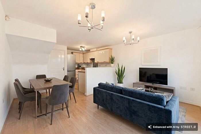 3 Bedroom Town House For Sale In Phoenix Place, Great Sankey, WA5