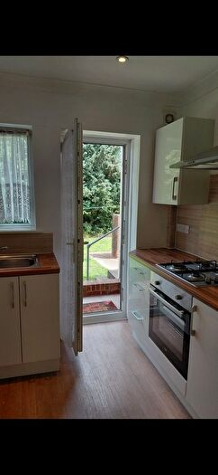 3 Bedroom Maisonette To Rent In Holloway Avenue, Bournemouth, BH11