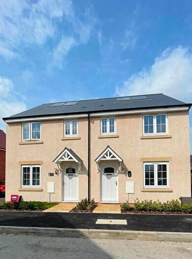 3 Bedroom Property To Rent In Wilmslow Close, Innsworth, Gloucester, GL3