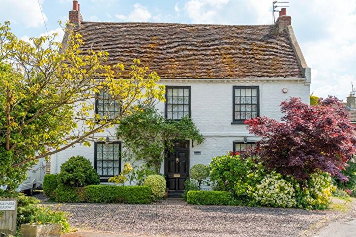 4 Bedroom Detached House For Sale In Orchard View, Skelton, York, YO30