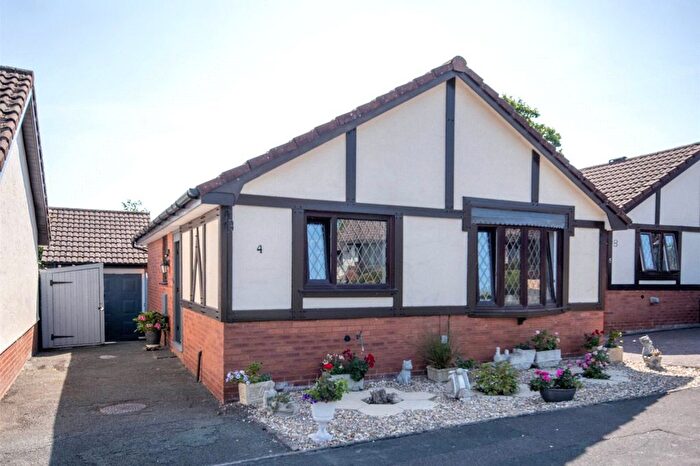 2 Bedroom Bungalow For Sale In Millers Green, Shrewsbury, Shropshire, SY1