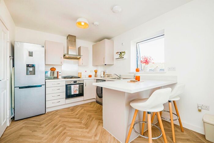 2 Bedroom Flat For Sale In Dol Glaswg, Capel Llanilltern, Cardiff, CF5