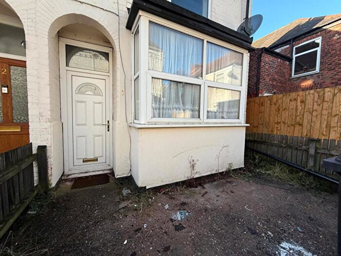 3 Bedroom End Of Terrace House To Rent In Roland Avenue, Arthur Street, Hull, HU3