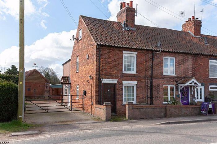 2 Bedroom End Of Terrace House For Sale In Top Row, Wellow Road, Ollerton, NG22