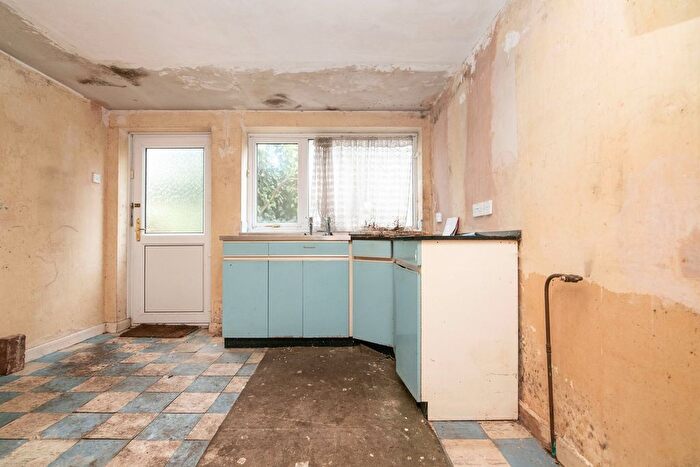 2 Bedroom Detached Bungalow For Sale In Albert Road, Halesowen, B63