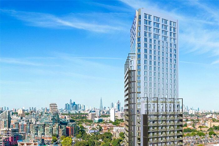 2 Bedroom Flat For Sale In Artisan Tower, Mill Stream Walk, London, SW18