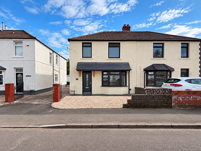 3 Bedroom Semi-Detached House For Sale In Park Avenue, Glynneath, Neath, Neath Port Talbot, SA11