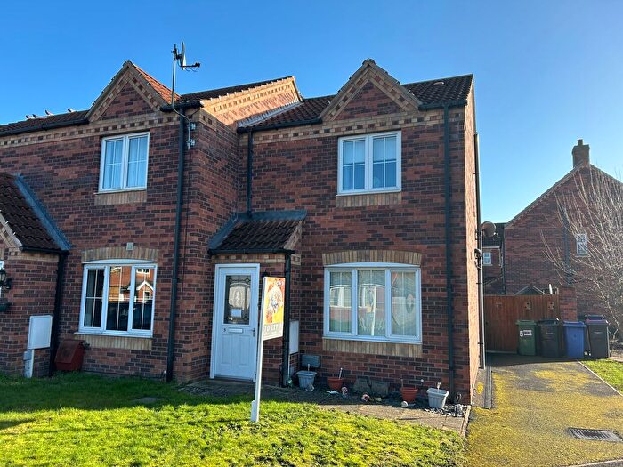 2 Bedroom End Of Terrace House To Rent In Thirsk Close, Market Rasen, LN8