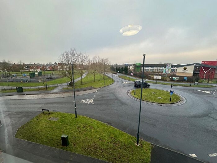 1 Bedroom Flat For Sale In Kingston House, Millgrove Street, Redhouse, SN25