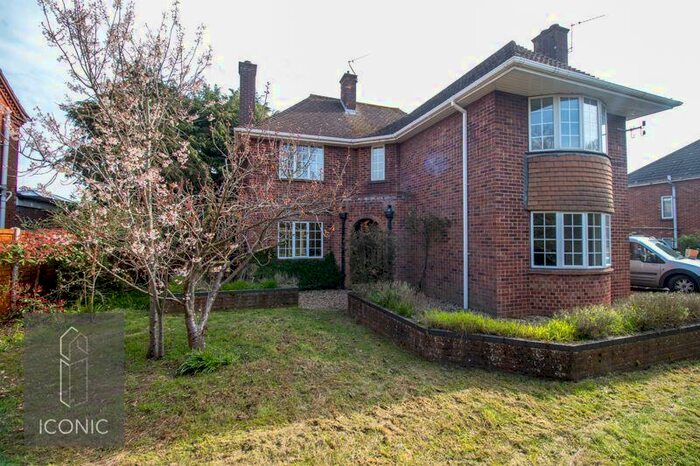 3 Bedroom Detached House To Rent In Drayton High Road, Hellesdon, Norwich, NR6