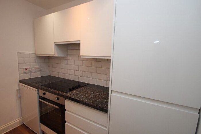 1 Bedroom Flat To Rent In Church Street, Glasgow, G11