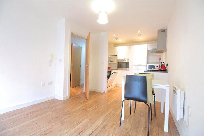 1 Bedroom Flat For Sale In The Gallery, Plaza Boulevard, Liverpool, Merseyside, L8