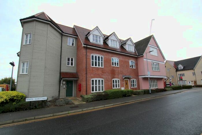 2 Bedroom Flat To Rent In White Hart Way, Dunmow, CM6