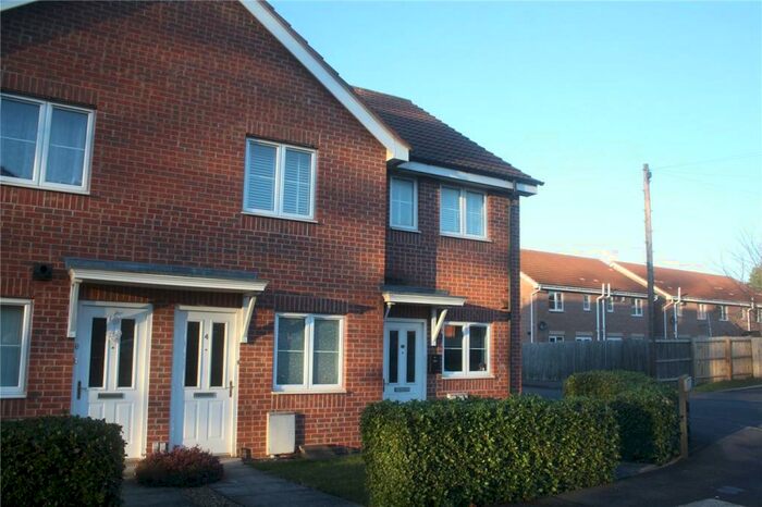 2 Bedroom Apartment To Rent In Ainsdale Close, Fernwood, Newark, NG24