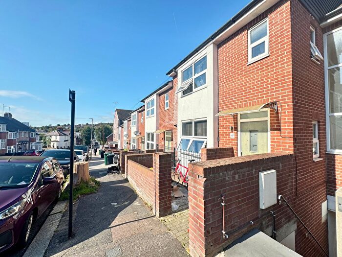 Studio To Rent In Coombe Road, Brighton, BN2