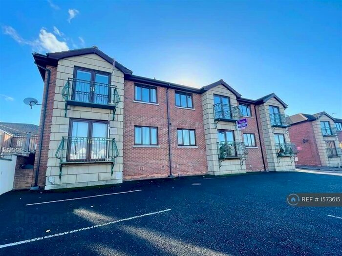 2 Bedroom Flat To Rent In Sandringham Court, Bangor, BT20