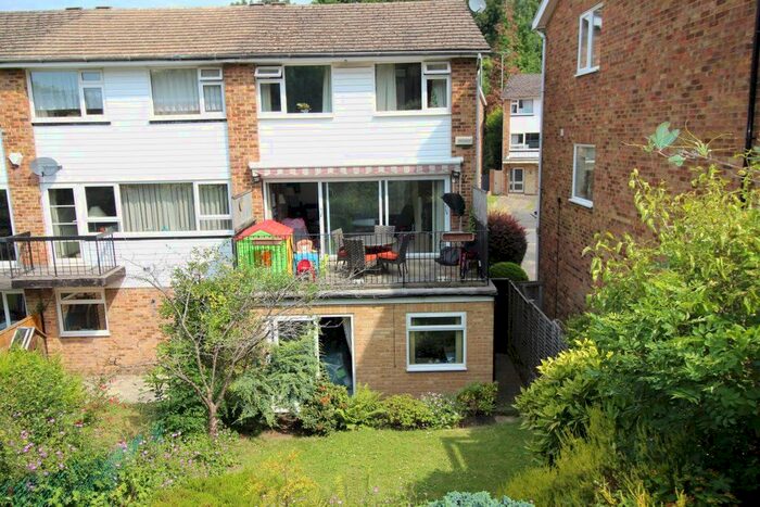 4 Bedroom Town House To Rent In Valley Drive, Sevenoaks, TN13