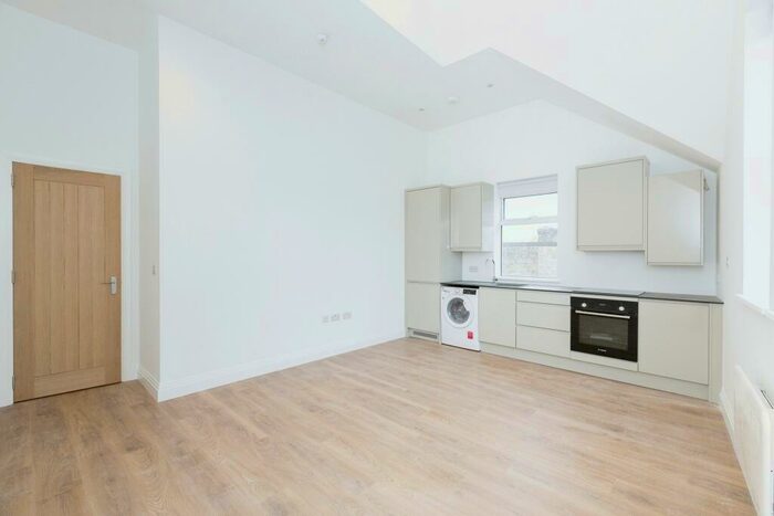 1 Bedroom Apartment To Rent In Outlook Apartments, Leyton, E10