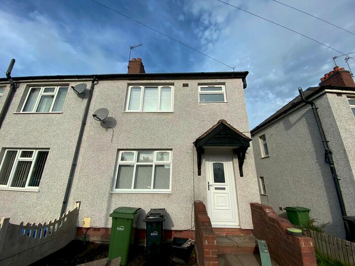 3 Bedroom Property To Rent In Bunns Lane, Dudley, DY2