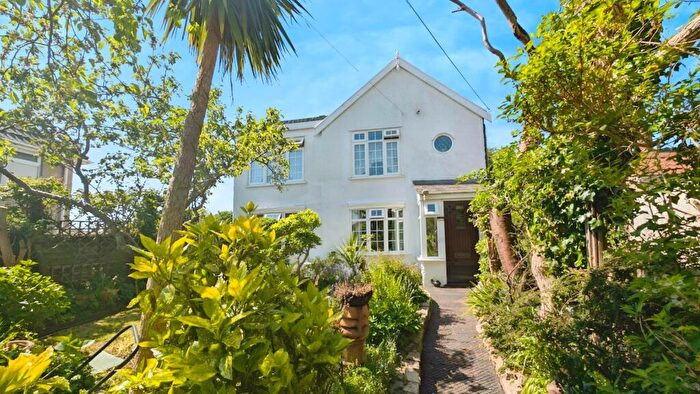 3 Bedroom Semi-Detached House For Sale In Poplar Terrace, Kingswood, Bristol, BS15