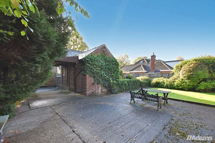3 Bedroom Bungalow For Sale In Runcorn Road, Moore, Warrington, WA4
