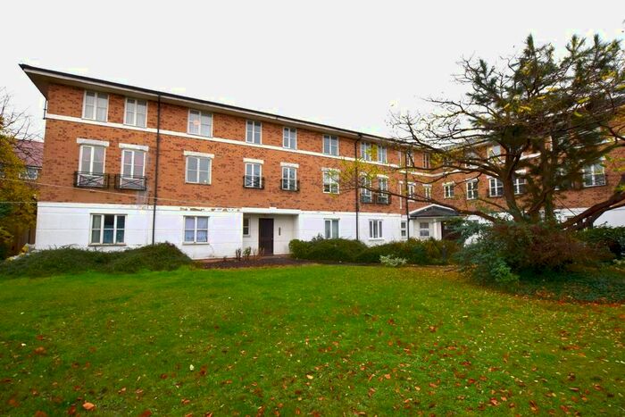 2 Bedroom Flat To Rent In Springfield Court, Forsythia Close, Barking IG1