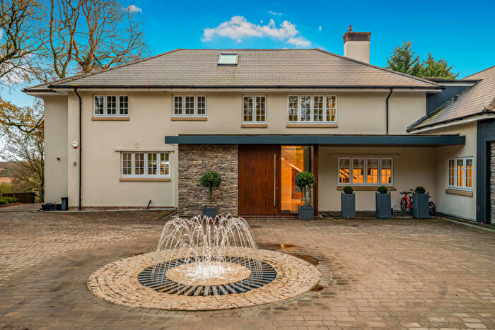 6 Bedroom Detached House For Sale In Picket Hill, Ringwood, Hampshire, BH24