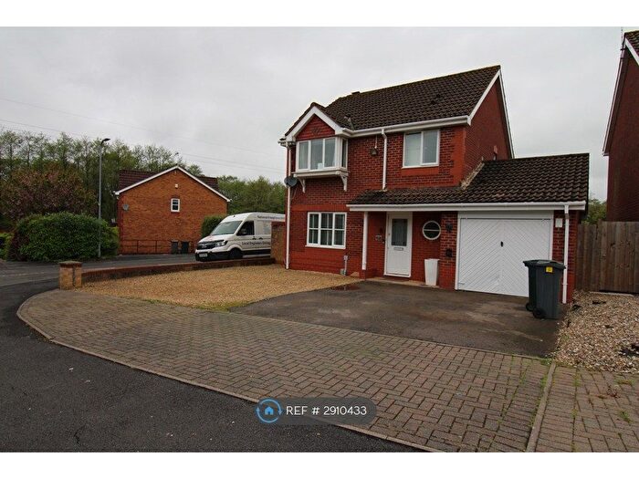 3 Bedroom Detached House To Rent In Hollington Drive, Pontprennau, Cardiff, CF23