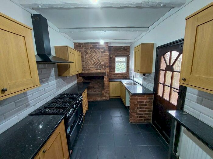 3 Bedroom Terraced House To Rent In Yardley Road, Yardley, Birmingham, B25