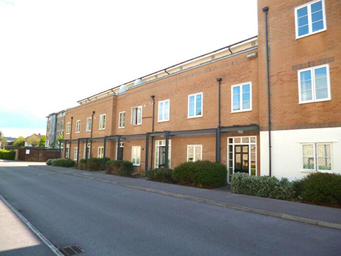 1 Bedroom Flat To Rent In Pavilion Way, Gosport, Hampshire, PO12