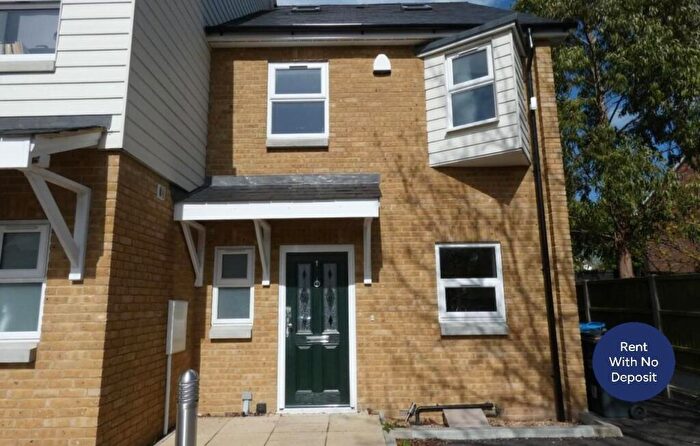 3 Bedroom End Of Terrace House To Rent In Astoria Close, St. Peters, Broadstairs, Kent, CT10