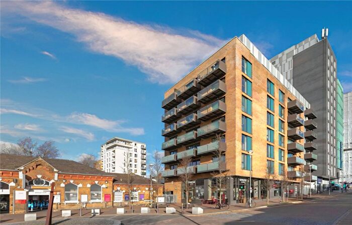 2 Bedroom Flat For Sale In Station Approach, Walthamstow, E17