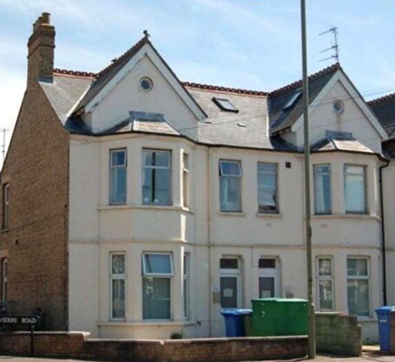 1 Bedroom Apartment To Rent In Cowley Road, Oxford, OX4