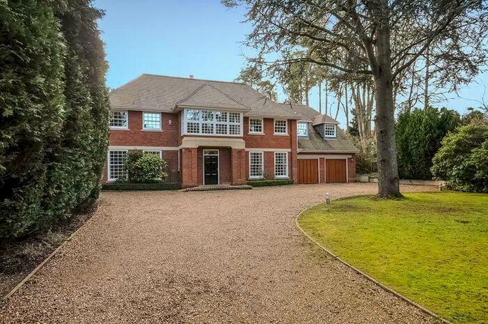 5 Bedroom Detached House To Rent In Woodlands Ride, South Ascot, SL5