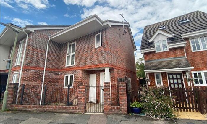 3 Bedroom Semi-Detached House To Rent In Woking, Surrey, GU21