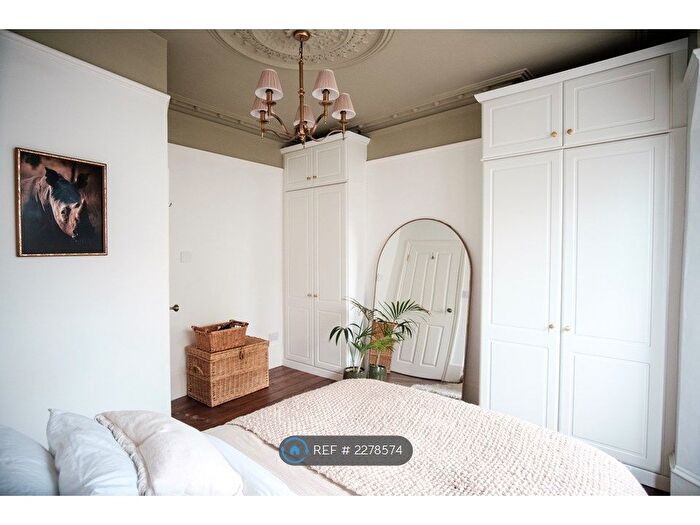 2 Bedroom Flat To Rent In Shaftesbury Road, London, N19