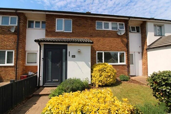 3 Bedroom Terraced House For Sale In Oaks Cross, Stevenage, SG2