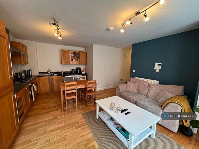 2 Bedroom Flat To Rent In Brook House, Derby, DE1