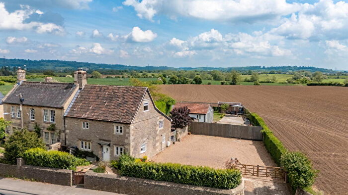 5 Bedroom Cottage For Sale In Beanacre, Melksham, SN12