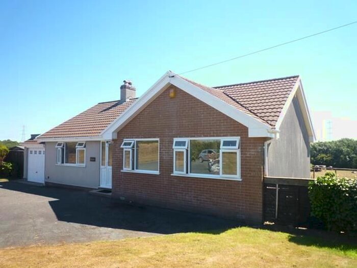 3 Bedroom Bungalow To Rent In Pyworthy, Holsworthy, EX22